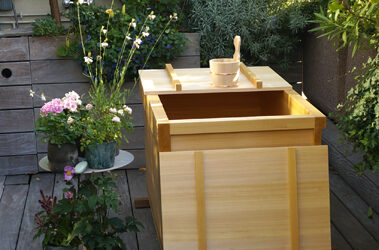 La baignoire en plein air, le dernier chic Parisien !